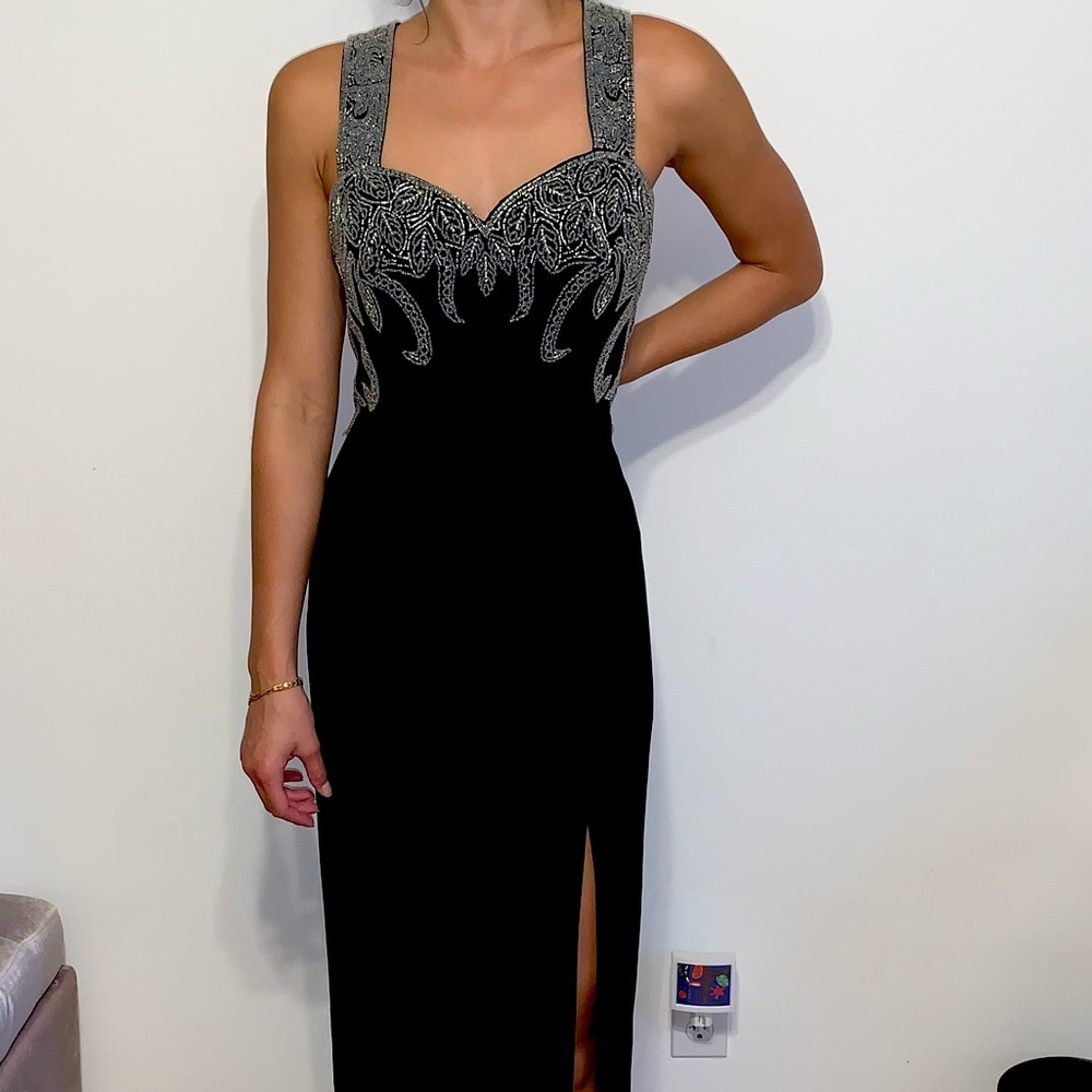 Black tie Oleg Cassini gown